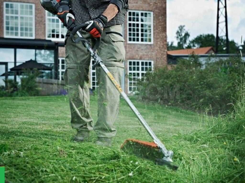 Стрижка газона: как выбрать газонокосилку и триммер. правила ухода, стрижки и мульчирования газона.