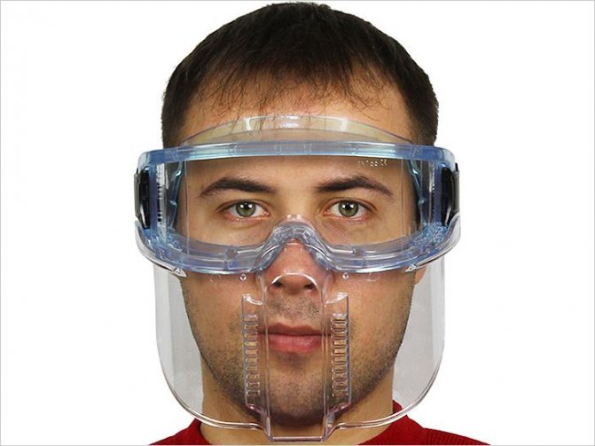 Защитная маска для работы с болгаркой: особенности щитков для защиты. как выбрать прозрачную маску 125 мм?