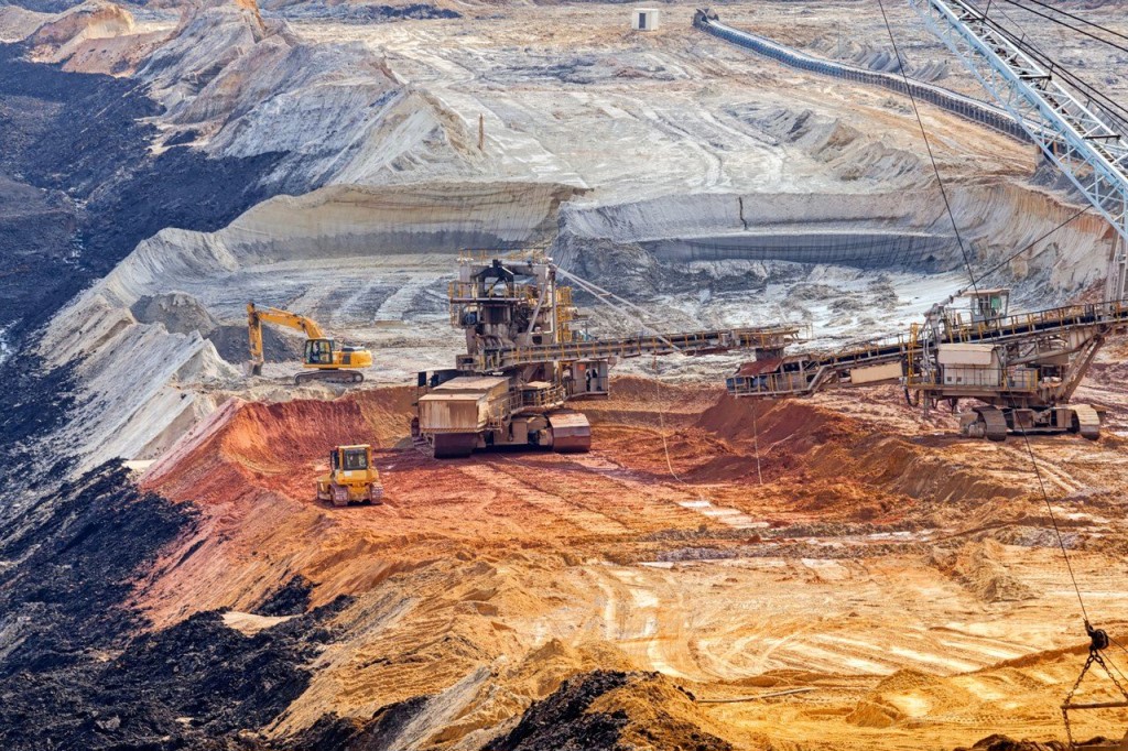 Урановая руда: способы добычи, применение, крупнейшие месторождения