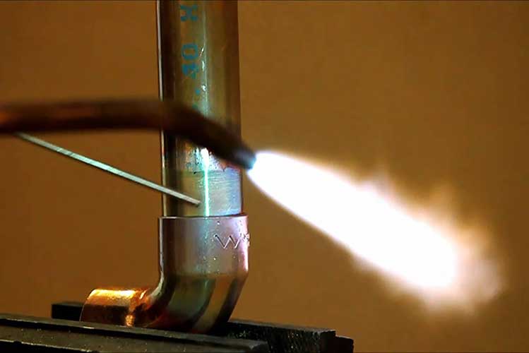 Пайка медных трубок газовой горелкой: мягкий и твердый припой, оборудование для кондиционеров – техника пайки на svarka.guru