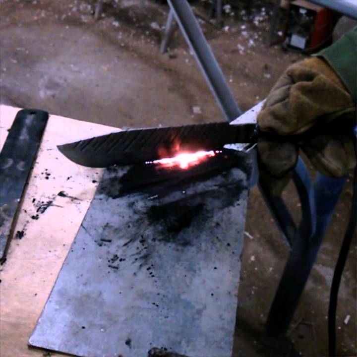 Как правильно закалить металл в домашних условиях своими руками: накалить сверло и другое железо в масле - rocta.ru