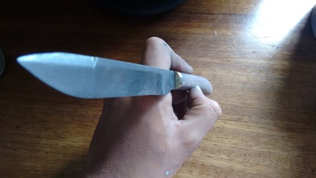Изготовление ножа из напильника, описание процесса