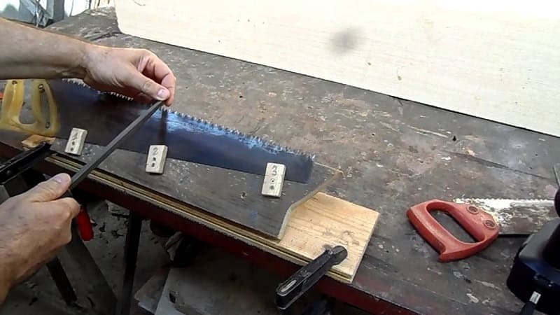 Как наточить ножовку в домашних условиях? (видео)
