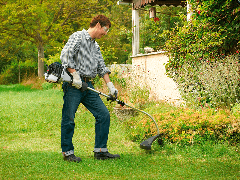 Как почистить триммер от травы