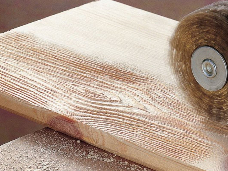 Браширование древесины своими руками: особенности процесса, назначение, подбор инструментов