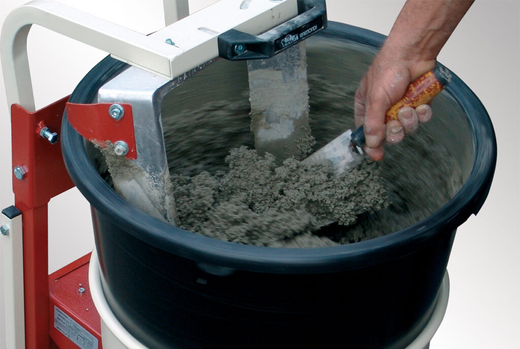 Как очистить (отмыть) бетономешалку от застывшего бетона