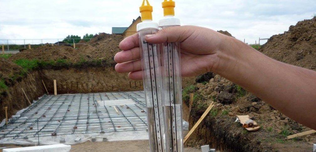 Гидроуровень: инструкция как сделать строительный водяной уровень своими руками, видео и фото