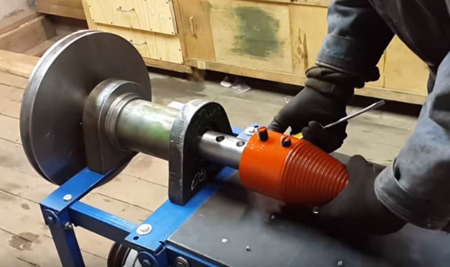 Как сделать винтовой дровокол с двигателем стиральной машины