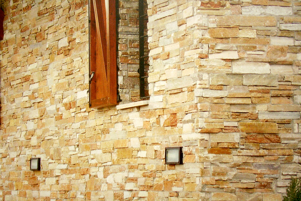 Облицовка фасадов натуральным камнем своими руками
