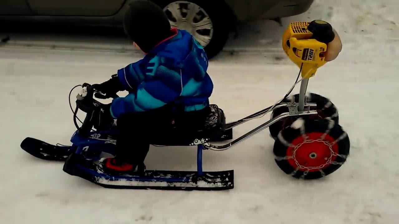 Детский снегокат своими руками с двигателем от бензопилы чертежи