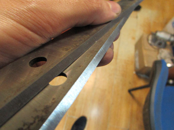 Как заточить нож ручного рубанка в домашних условиях?