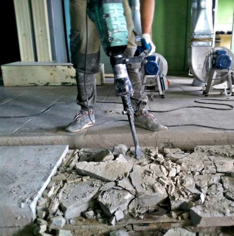 Демонтаж бетона: инструменты и их особенности
