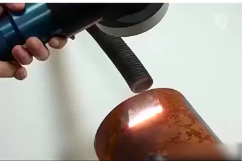 Лазерная очистка металла и неметаллических поверхностей от ржавчины