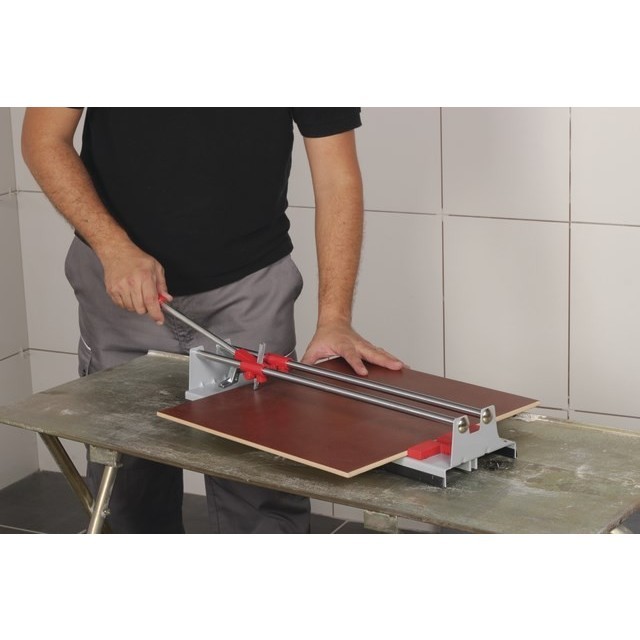 Как пользоваться ручным плиткорезом: устройство, как резать кафельную плитку и керамогранит, инструкция по применению, видео, секреты